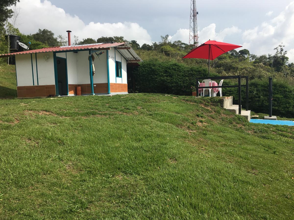 La Cabana Del Lago Calima Villa Exterior photo