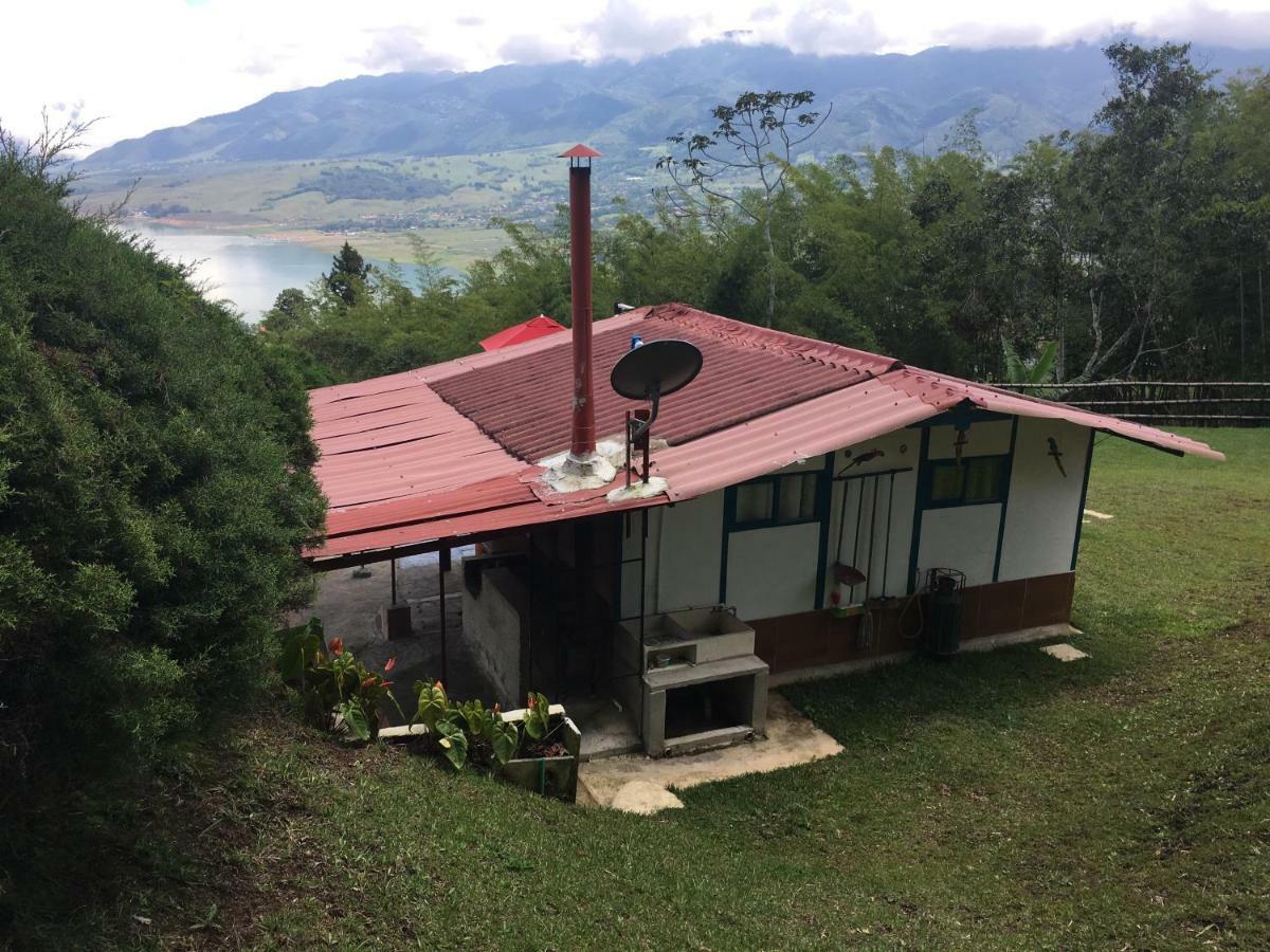 La Cabana Del Lago Calima Villa Exterior photo